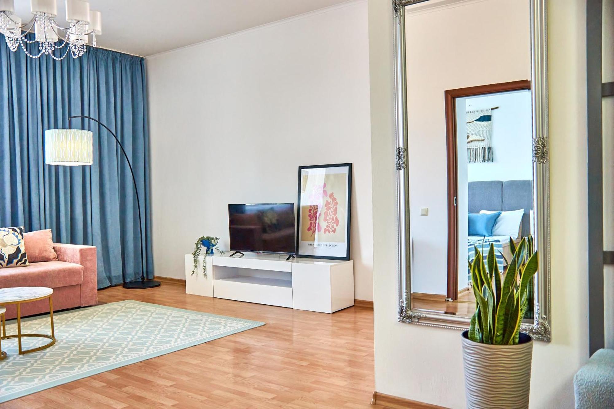 Wonderful Panoramic View Apartment Мукачево Экстерьер фото
